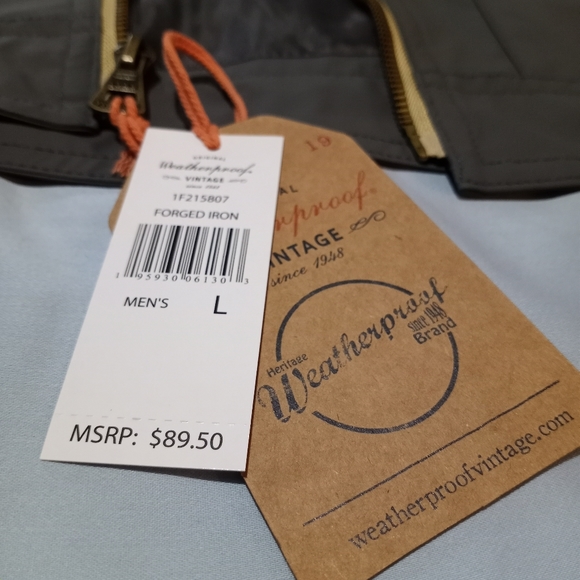 Weatherproof jacket - Picture 4 of 11